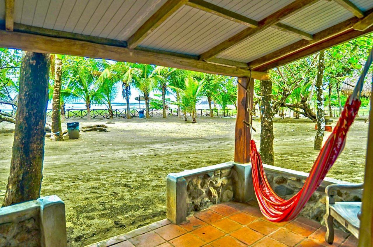 Hotel Oasis & Surf Camp Santa Catalina Exterior photo